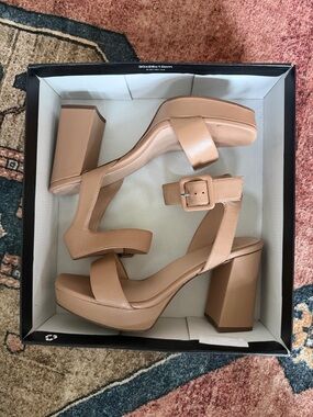 27 Edit Women’s Chunky Block Heel Y2K Sandals in Nude